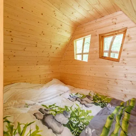 Camping Le Champ Long Camping La Salle-en-Beaumont