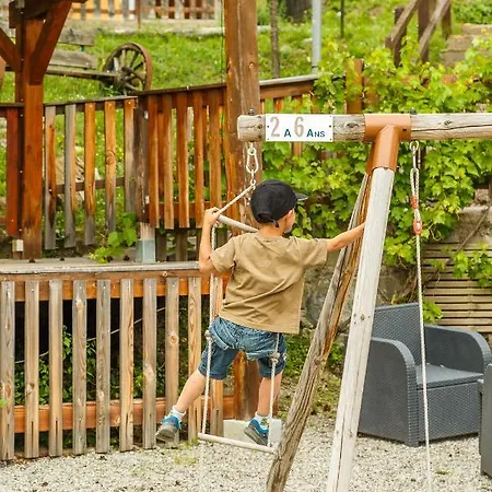 Camping Le Champ Long Camping La Salle-en-Beaumont