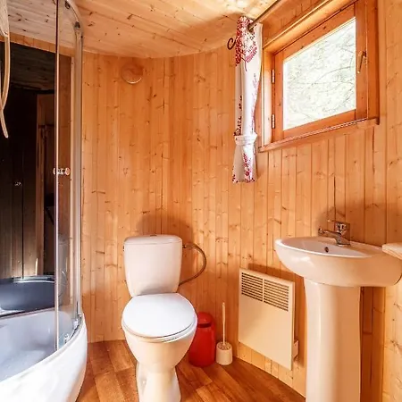 Camping Le Champ Long 4* La Salle-en-Beaumont