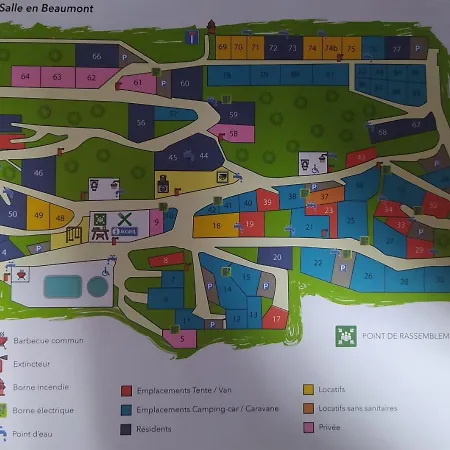 Campsite Camping Le Champ Long La Salle-en-Beaumont